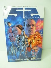 DC COMICS GRAPHIC NOVEL
