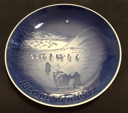 Xmas plates bing and - -bing,