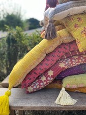  bench cushion,  mattress