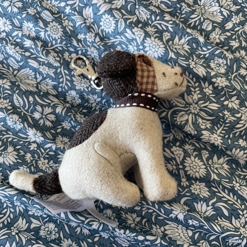 Dora designs dog key - designs,