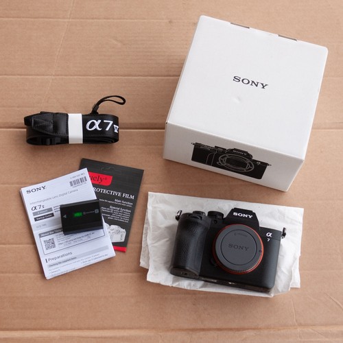Sony alpha full frame - a7,