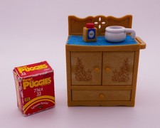 SYLVANIAN FAMILIES TOMY BABY CHANGING TABLE