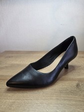 Womens CLARKS Black Leather Court Shoes - UK 6 D