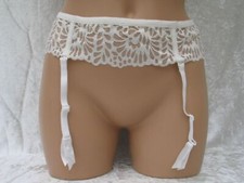 SUSPENDER BELT SIZES 8 10 12