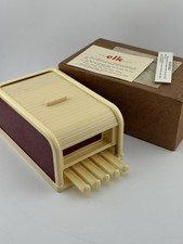 Rolinx Elk Cigarette Cabinet