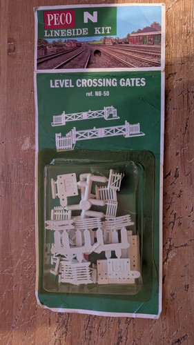 Peco lineside kit gauge - lineside, n