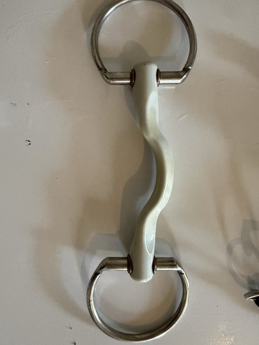 Beris eggbutt snaffle tongue - eggbutt,
