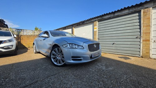 Jaguar lwb saloon 2014 - saloon,,