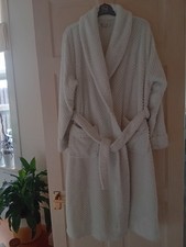 Womens Wisteria Lane Cream Shawl Collar Fleece Dressing Gown/Robe Size M/L