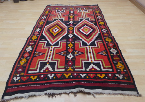 Large carpet rug hand made - large,