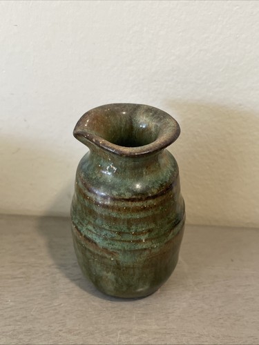 Studio handcraft small pottery - handcraft,