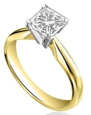 9ct Gold Ring  Princess Cut