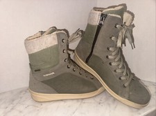 Lowa Women’s 10 Boots Fissa