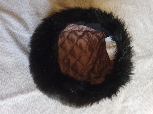 Black faux fur - black,