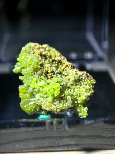 Natural pyromorphite crystal - natural,