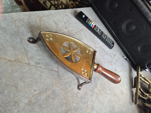 Antique english brass - brass, flat
