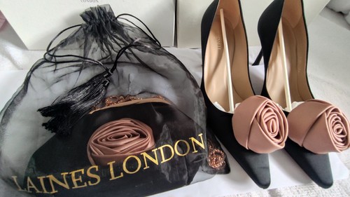 Black with rose - black,