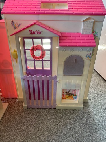 1996 barbie folding pretty - 1996,