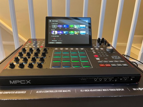 Akai mpc music sampler - sampler, &