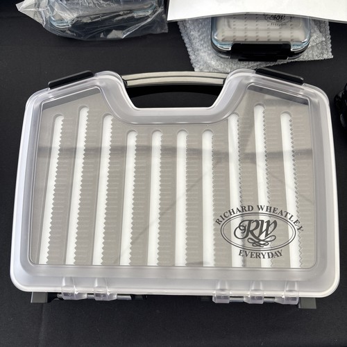 Large fly fishing - fishing, box