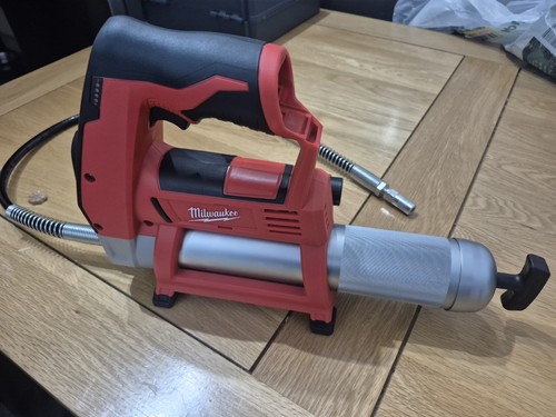 Milwaukee m12gg 12v - m12gg-0,