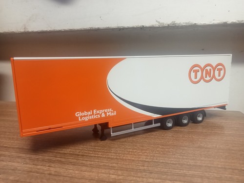 Corgi modern truck - corgi,