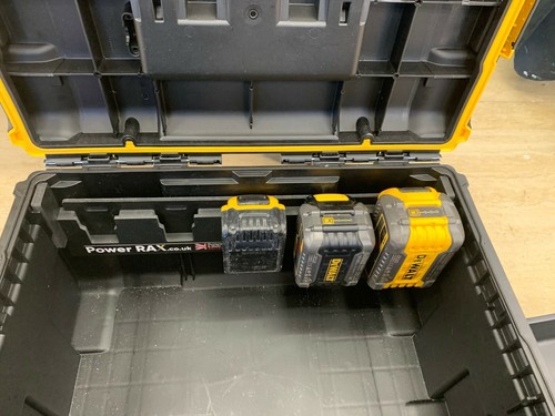 Battery insert for - insert,