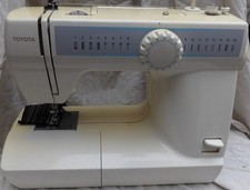Toyota RS2000-SD Single Dial Domestic Sewing Machine Serviced, Working