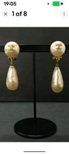 CHANEL Droplet Faux Pearl