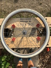 Vintage Elswick Hopper Cosmopolitan Shopper 20 Inch White Wall Wheel Retro 70s