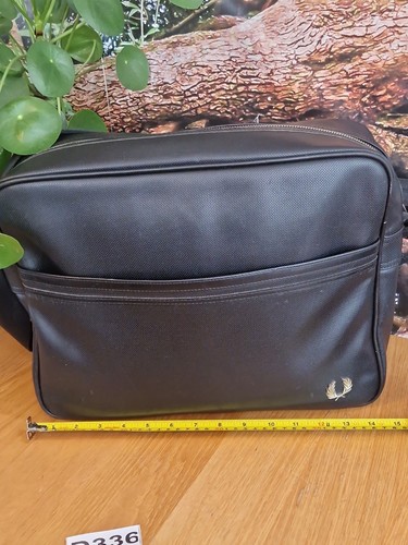 Fred perry black - fred, textured