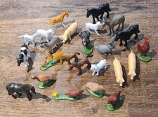 24 MINI PLASTIC FARM ANIMALS FIGURES TOYS COW PIG HORSE DUCK CHICKEN DOG  VGC