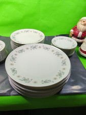 Vintage 1961+ NORITAKE Japan 6214 WELLESLEY 32 pc Porcelain Dinner Set
