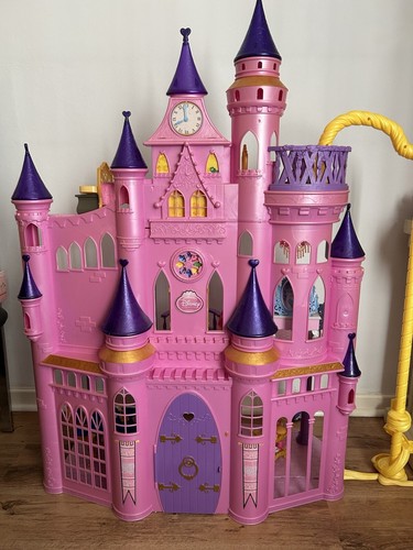 Disney princess castle - disney,
