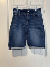 Women’s Jean Shorts Size 1 Wallflower