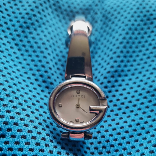 Gucci 134 swiss made quartz - gucci,