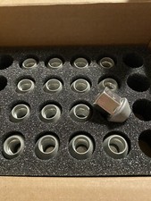 Land Rover Wheel Lug Nut 16