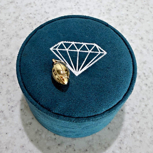 9ct yellow gold - gold, charm