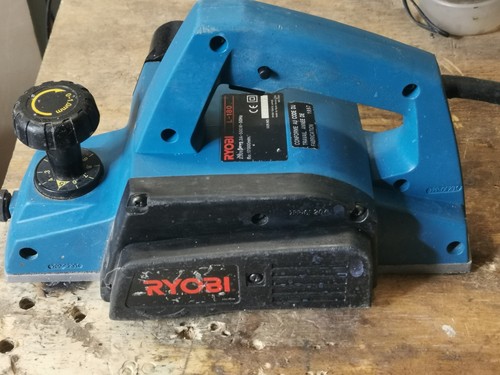 Ryobi planer 250v l180 - ,