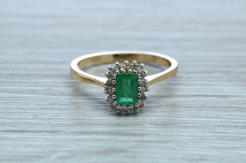 Emerald and diamond - emerald, halo