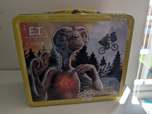 Stance metal lunchbox - et, &