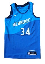 Nike Giannis Antetokounmpo
