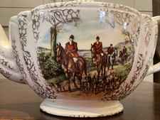 Vintage Sadler Hunt Scene Teapot. Lots Of Gilt On White Ground.