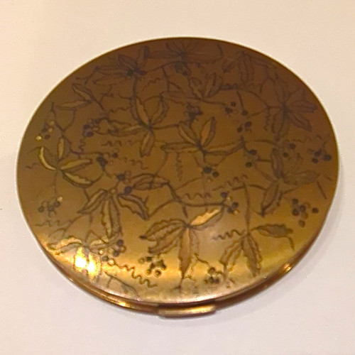 Vintage vogue vanities powder - vanities,