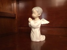 LLADRO Kneeling praying angel