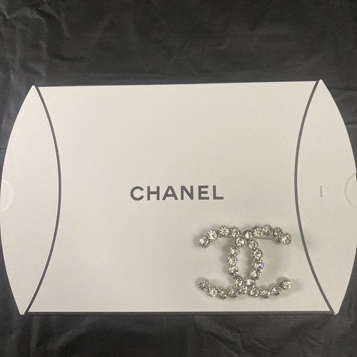 Chanel brooch pin silver - pin, tone
