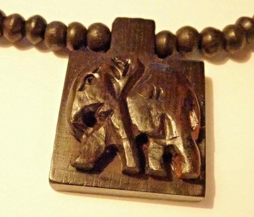 Elephant necklace momaya - necklace,