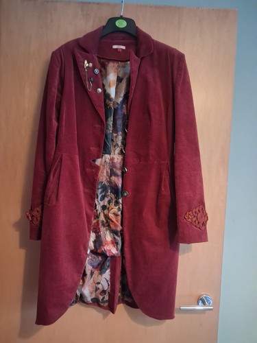Joe browns burgandy vintage - browns,