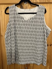 Women’s Bonmarche Black Leaf Pattern Vest Top Size 22