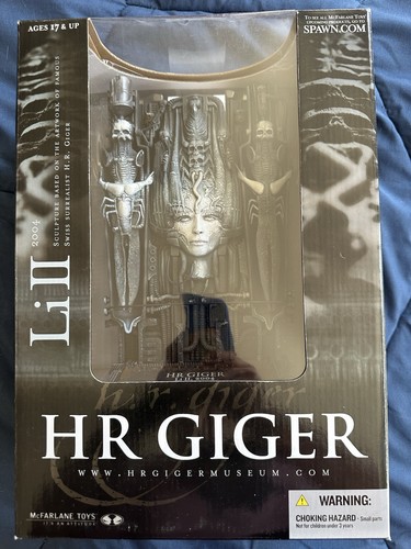 Giger statue - hr, ii~statue
